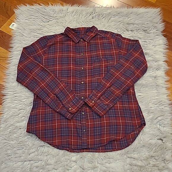 Hollister‎ womens red, blue and green long sleeve citton button down shirt - Picture 1 of 6